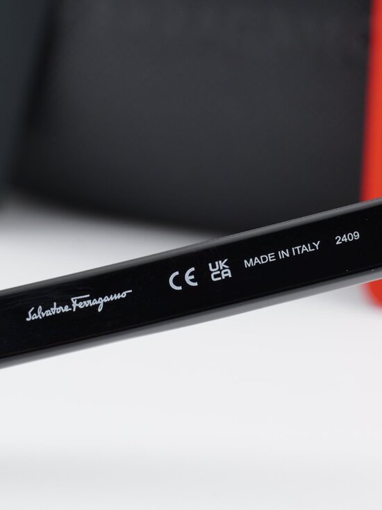 Salvatore Ferragamo SF1068S 001 Round Sunglasses - Black / Grey Gradient main image 8